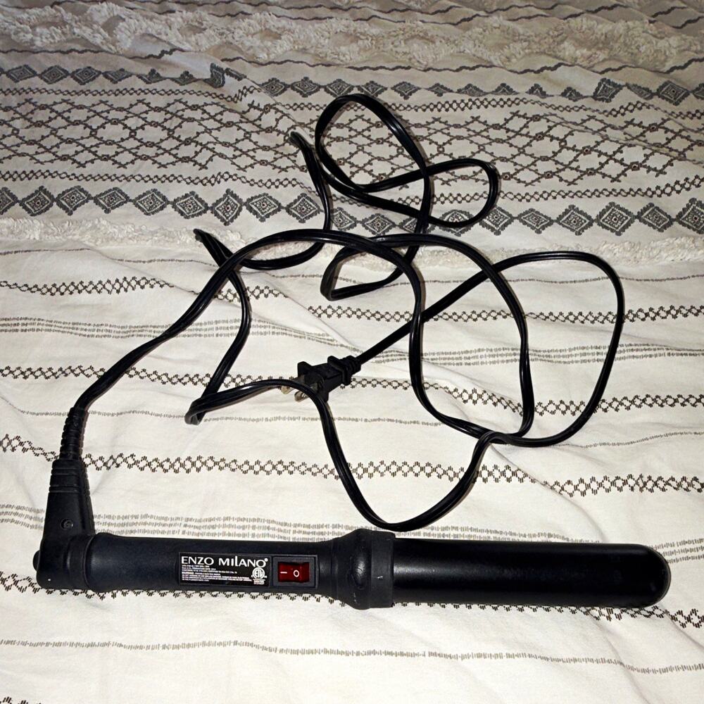 ENZO MILANO STR-31DV-B 1in Ceramic Curling Wand 450Β°F 60W Swivel Cord 1.25β